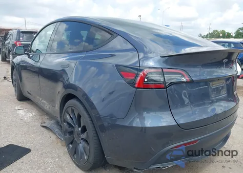 2022 Tesla Model Y Performance Dual Motor All-Wheel Drive z USA, uszkodzony, nr VIN 7SAYGDEF2NF454099